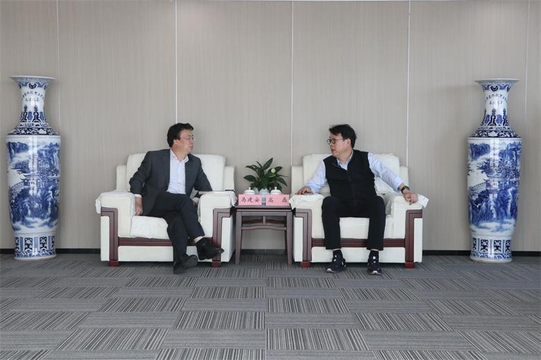 ��������ϲ����и��г�������һ�е�������̸����