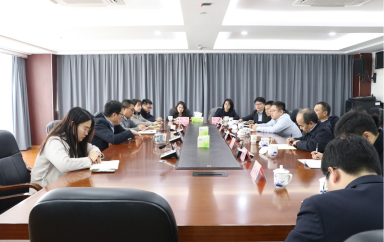 �й����������ϲ����е�ί��ǡ��г��·���һ�е�������̸����