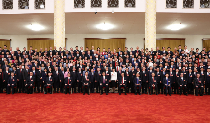 ʮ�Ľ�ȫ���˴�һ�μ����ھ���Ļ ϰ��ƽ������Ҫ����